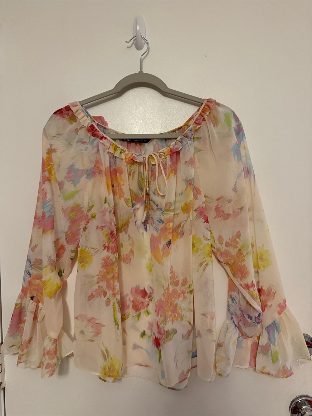 Zara Cream Floral Tie-Neck Blouse